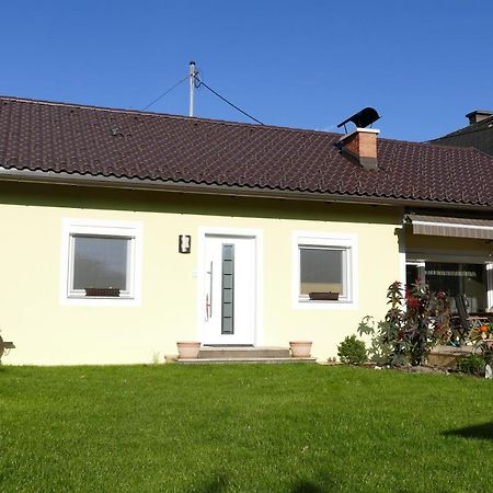 Ferienwohnung Stichauner Боденсдорф Номер фото